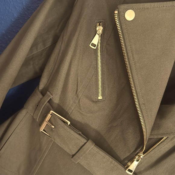 Women’s Military Green Style Jacket - Picture 2 of 3